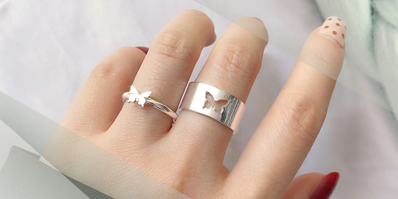 How to find out a man and woman character by the ring on the finger?